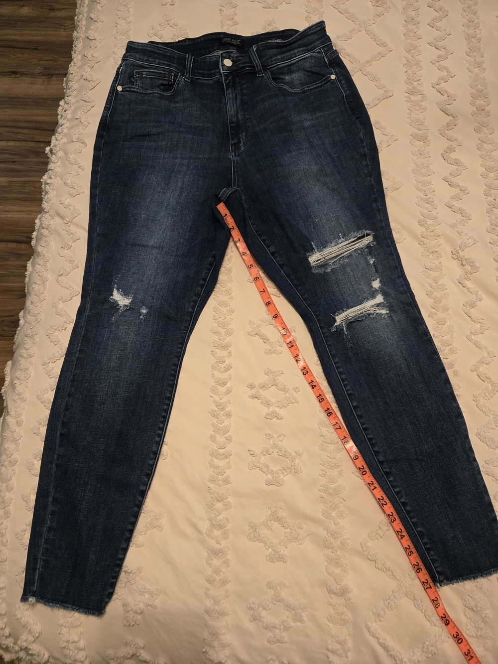 Judy Blue Dark Indigo Skinny Jeans with Distressed Knees